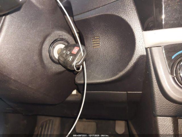 Toyota Corolla Le Image 17