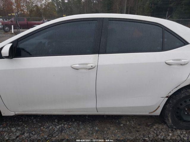 Toyota Corolla Le Image 15