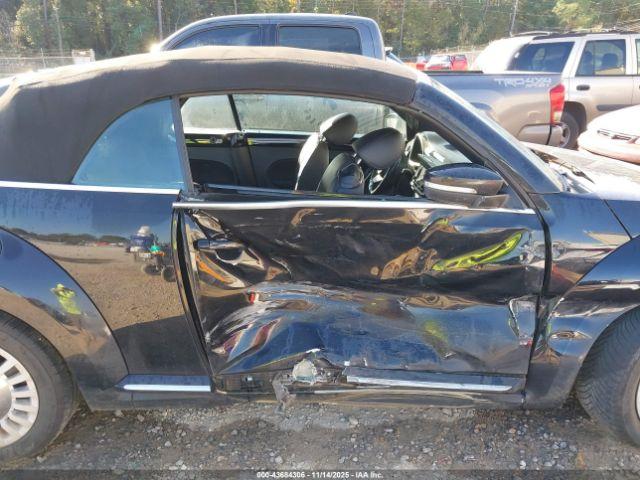 Volkswagen Beetle 1.8t Se Image 9