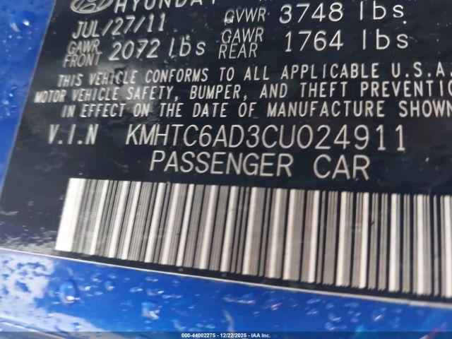 Hyundai VELOSTER Image 10