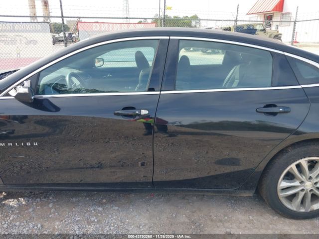 Chevrolet Malibu 1lt Image 18