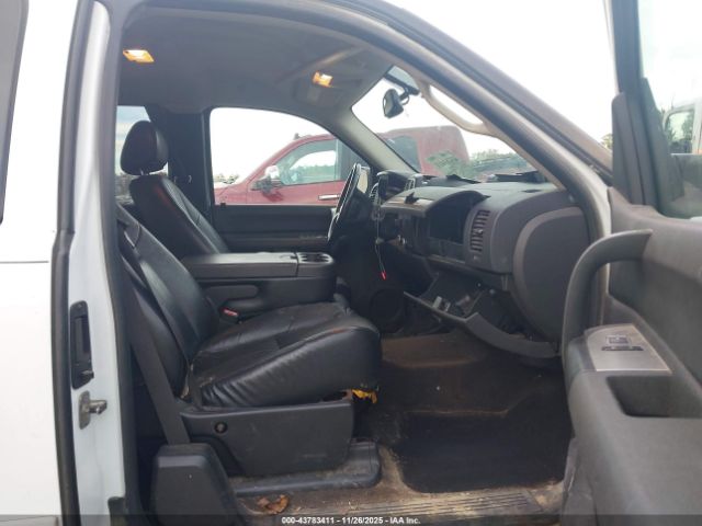 Chevrolet Silverado 1500 Lt1 Image 3