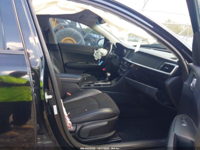 Kia Optima S Image 2