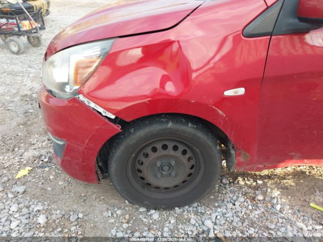 Mitsubishi Mirage Es Image 9