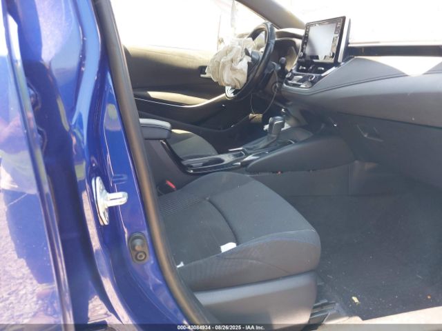 Toyota Corolla Se Image 11