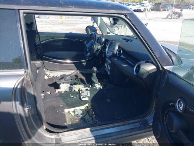 MINI Cooper S Image 10