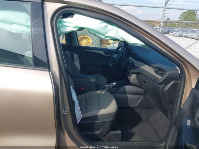 Ford Escape S Image 9