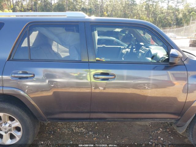 Toyota 4Runner Sr5 Image 14