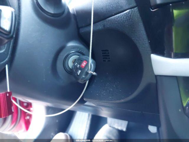 Toyota Corolla Le Image 5