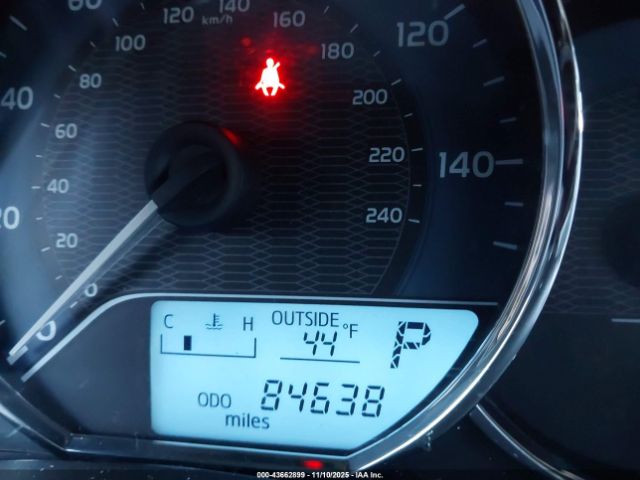 Toyota Corolla Le Image 9