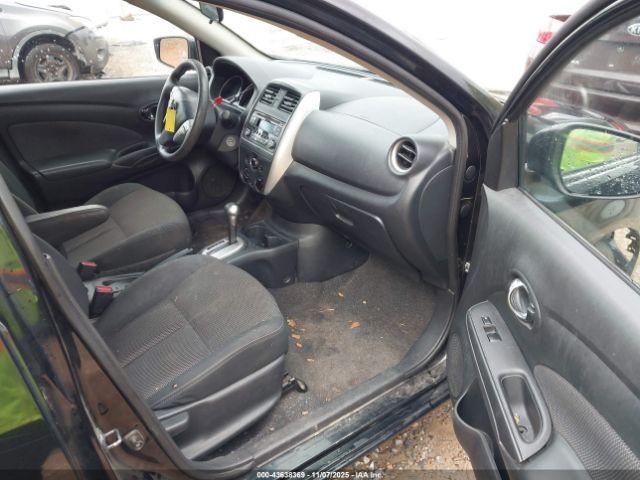 Nissan Versa 1.6 Sv Image 6