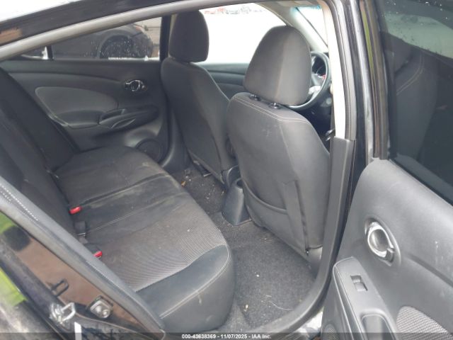 Nissan Versa 1.6 Sv Image 13