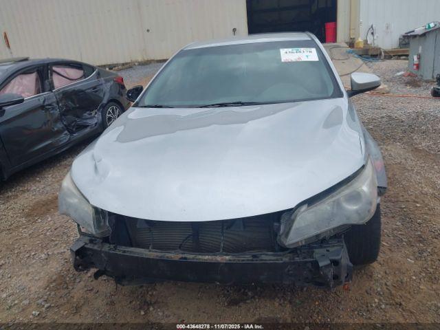 Toyota Camry Se Image 11