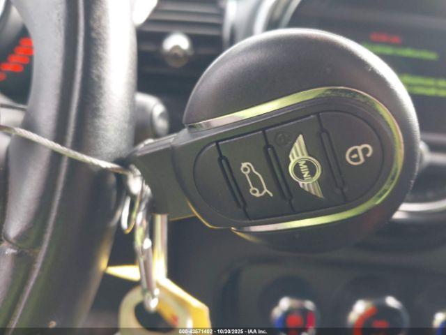 MINI Clubman Cooper Image 14