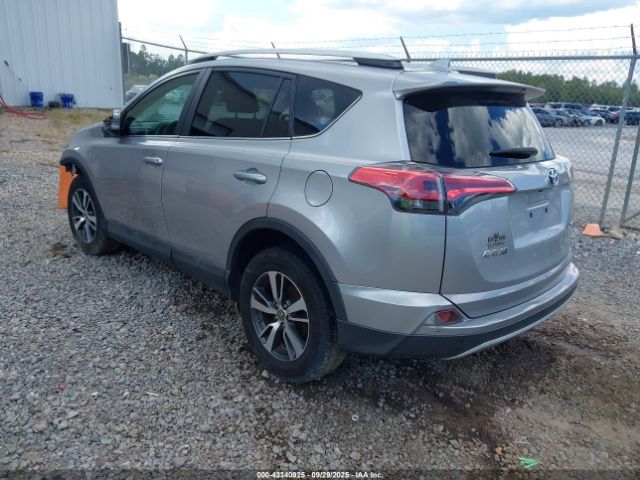 Toyota RAV4 Xle Image 6