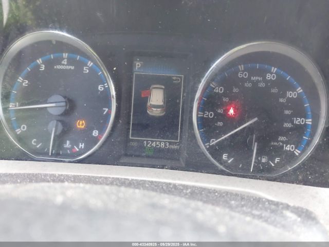 Toyota RAV4 Xle Image 2