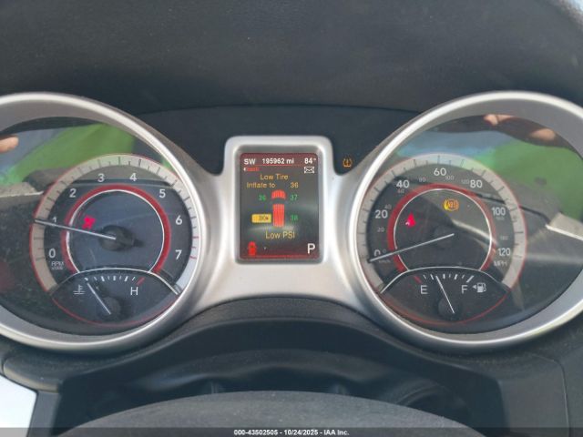 Dodge Journey Crossroad Image 10