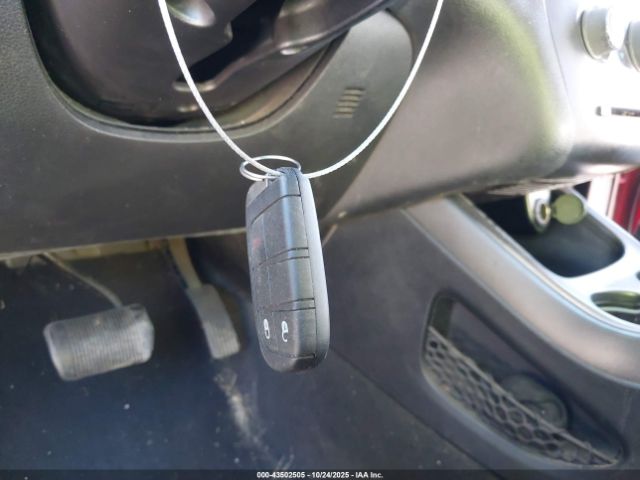 Dodge Journey Crossroad Image 11