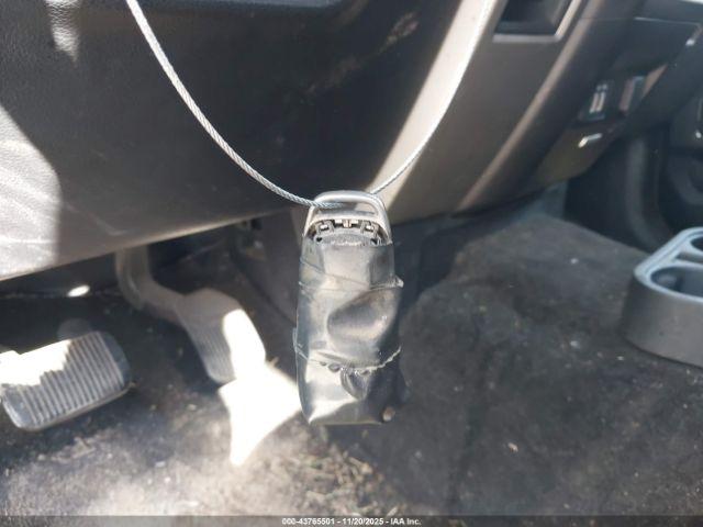 Ford F-150 Lariat Image 14