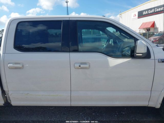 Ford F-150 Lariat Image 17