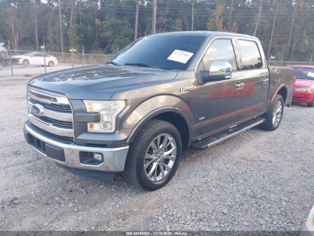 Ford F-150 Lariat Image 4