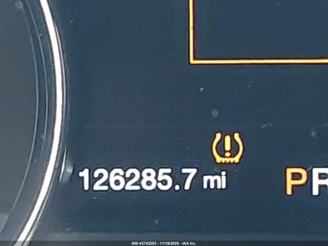 Ford F-150 Lariat Image 14