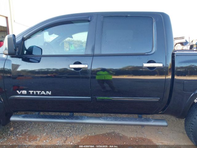 Nissan Titan Sl Image 14