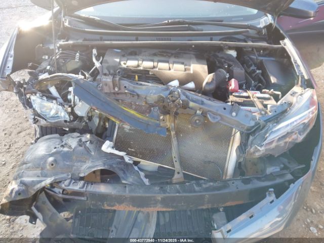 Toyota Corolla Le Image 12