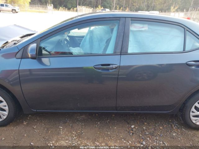 Toyota Corolla Le Image 2