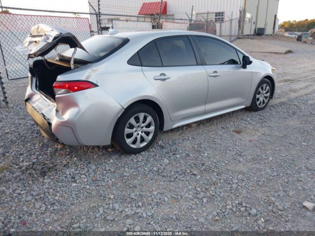 Toyota Corolla Le Image 8