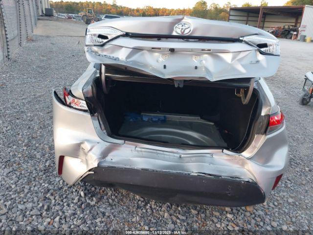 Toyota Corolla Le Image 7