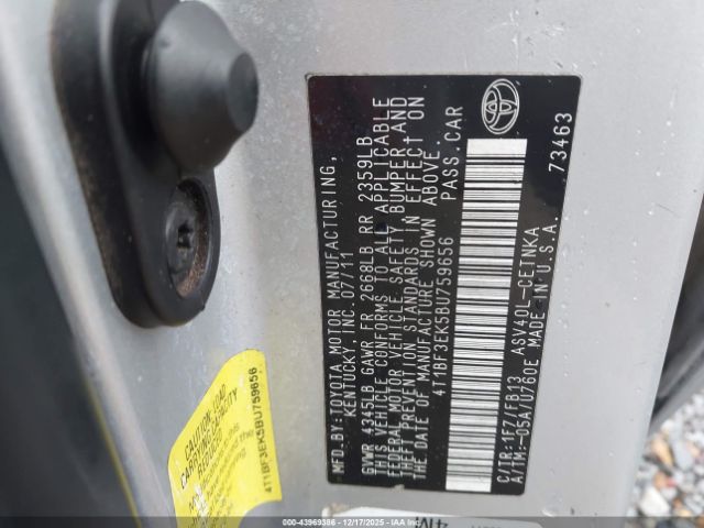 Toyota Camry Le Image 2