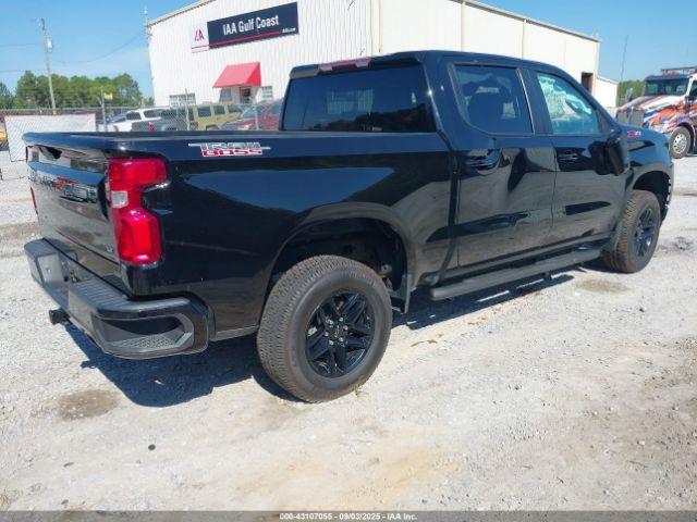 Chevrolet Silverado 1500 4wd  Short Bed Lt Trail Boss Image 3