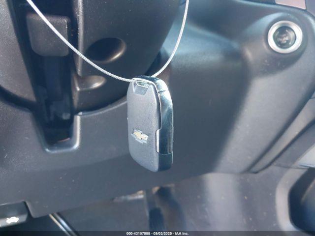 Chevrolet Silverado 1500 4wd  Short Bed Lt Trail Boss Image 7