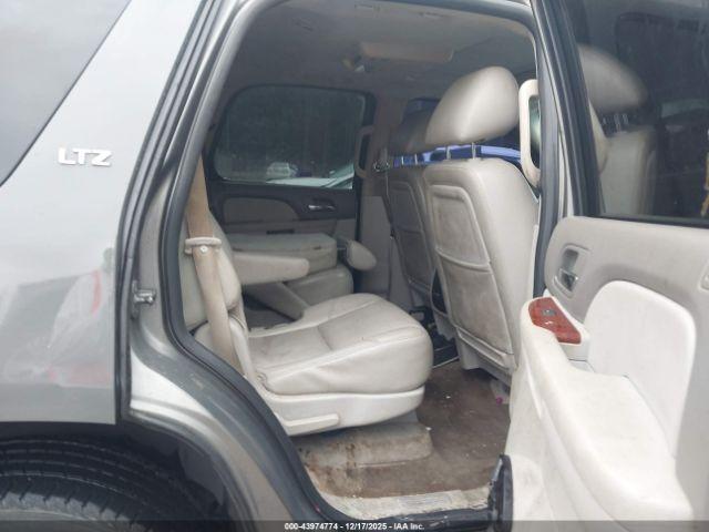 Chevrolet Tahoe Ltz Image 15