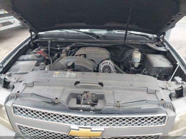 Chevrolet Tahoe Ltz Image 14