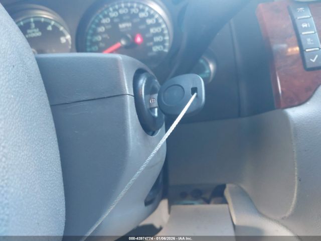 Chevrolet Tahoe Ltz Image 13