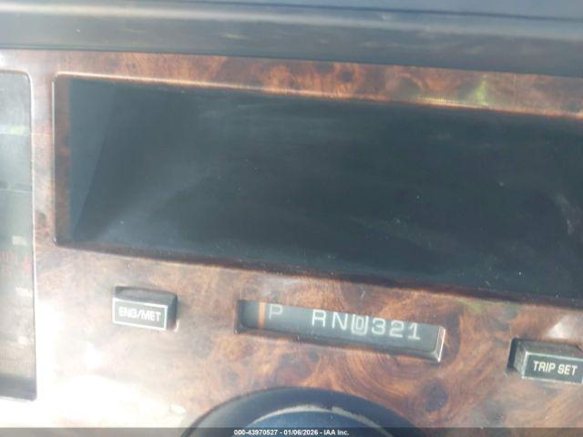 Cadillac Fleetwood Brougham Image 8