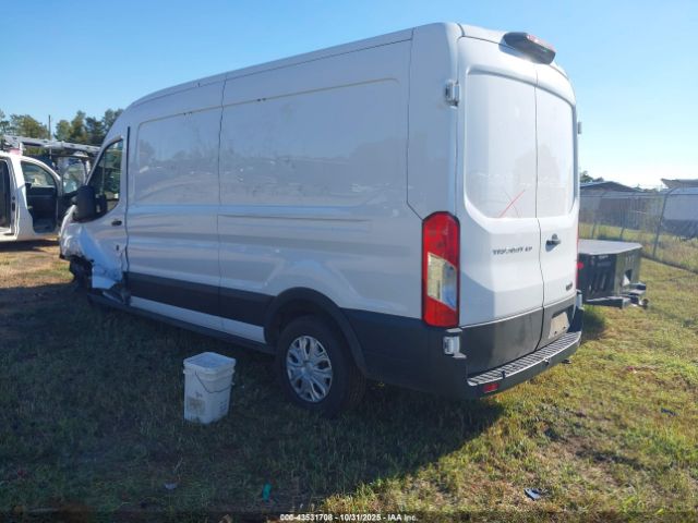 Ford Transit Image 2