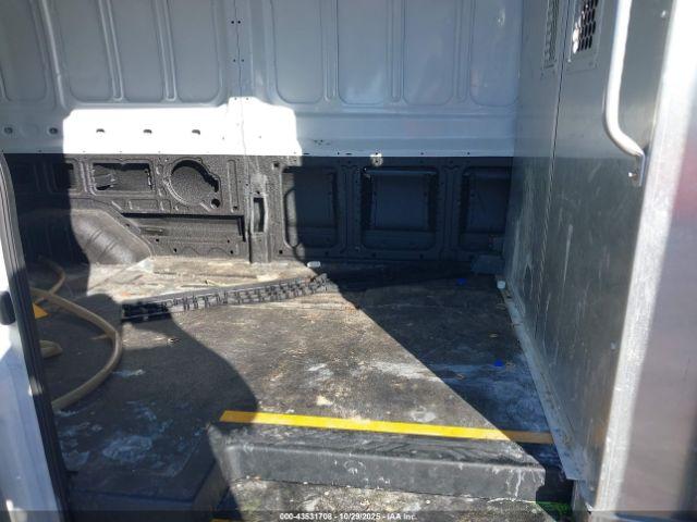 Ford Transit Image 6