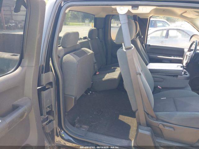 Chevrolet Silverado 1500 Lt Image 3