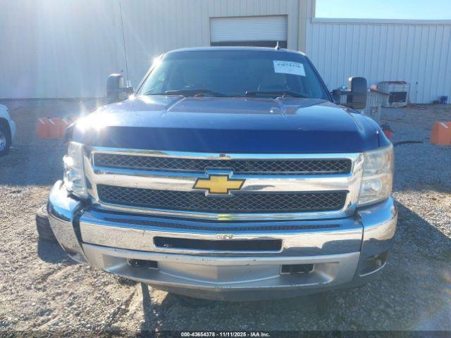 Chevrolet Silverado 1500 Lt Image 4