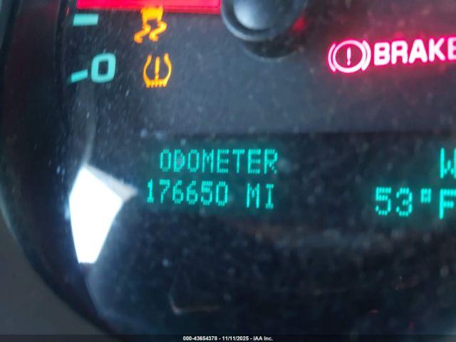 Chevrolet Silverado 1500 Lt Image 3