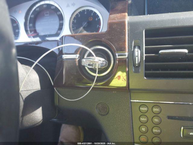 Mercedes-Benz GLK Image 7