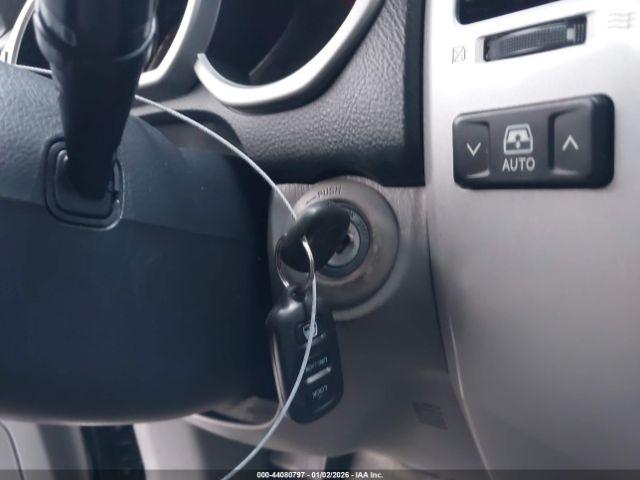 Toyota 4Runner Limited V8 Image 10