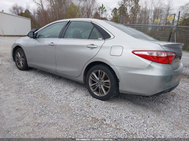 Toyota Camry Se Image 14