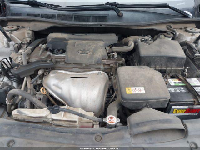 Toyota Camry Se Image 5