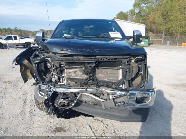 Ford F-350 King Ranch Image 5