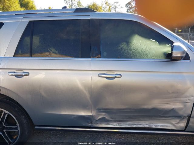 Ford Expedition Limited Image 15