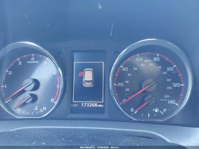 Toyota RAV4 Se Image 9